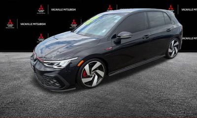 2022 Volkswagen Golf GTI S