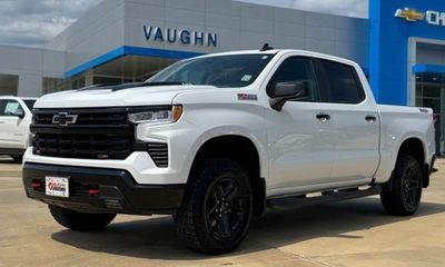 2024 Chevrolet Silverado Trail Boss LT