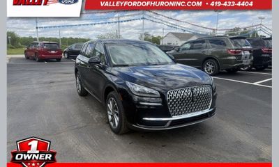 2023 Lincoln Corsair Standard