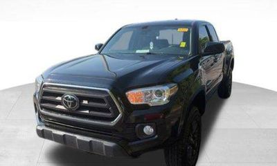2022 Toyota Tacoma SR5