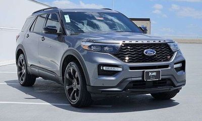 2023 Ford Explorer ST