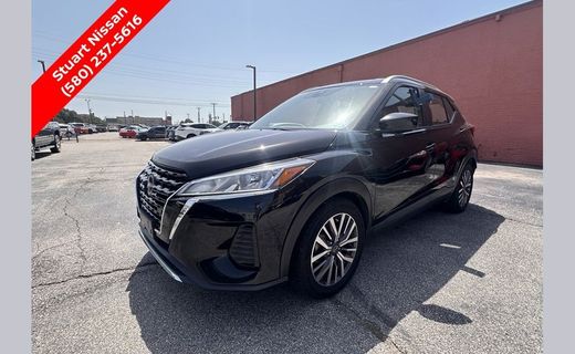 2022 Nissan Kicks SV