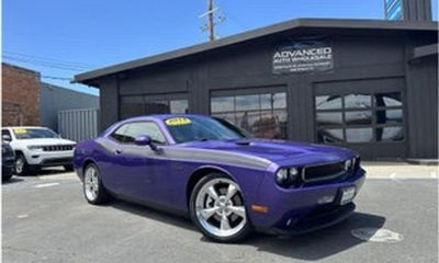 2015 Dodge Challenger SXT