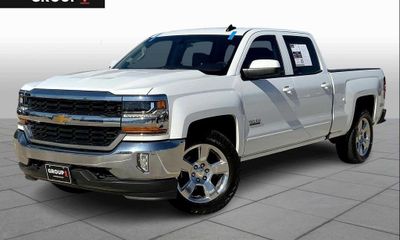 2017 Chevrolet Silverado LT