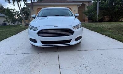 2014 Ford Fusion S