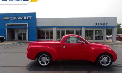 2004 Chevrolet SSR LS