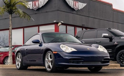 2003 Porsche 911 Carrera