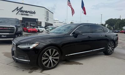 2023 Volvo S90 Plus Bright With
