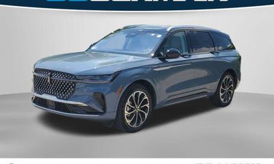 2026 Lincoln Nautilus Reserve