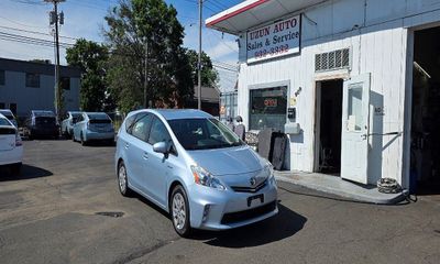 2014 Toyota Prius V West Haven