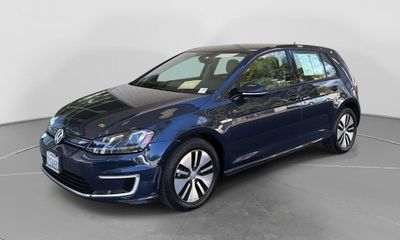 2016 Volkswagen E-Golf SEL Premium