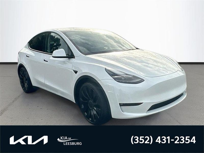 2022 Tesla Model Y — a typically priced live listing