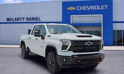 2026 Chevrolet Silverado HD LT