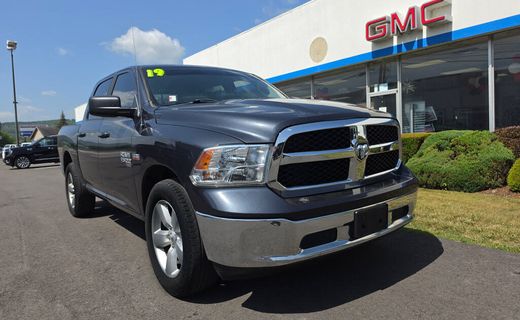 2019 Ram 1500 SLT