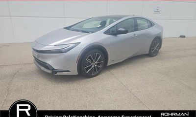 2024 Toyota Prius XLE