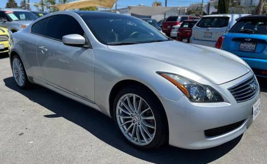 2010 Infiniti G37
