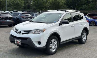 2015 Toyota RAV4 LE