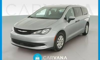 2021 Chrysler Voyager L
