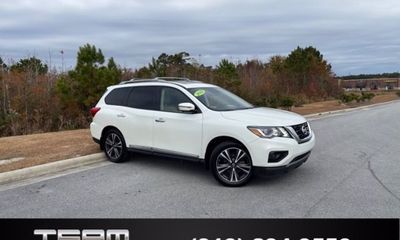 2018 Nissan Pathfinder S