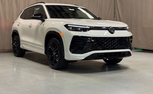2026 Volkswagen Tiguan 4MOTION SE Black