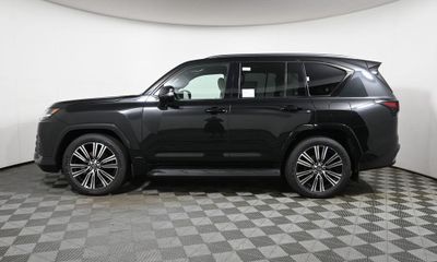 2026 Lexus LX 600 Luxury
