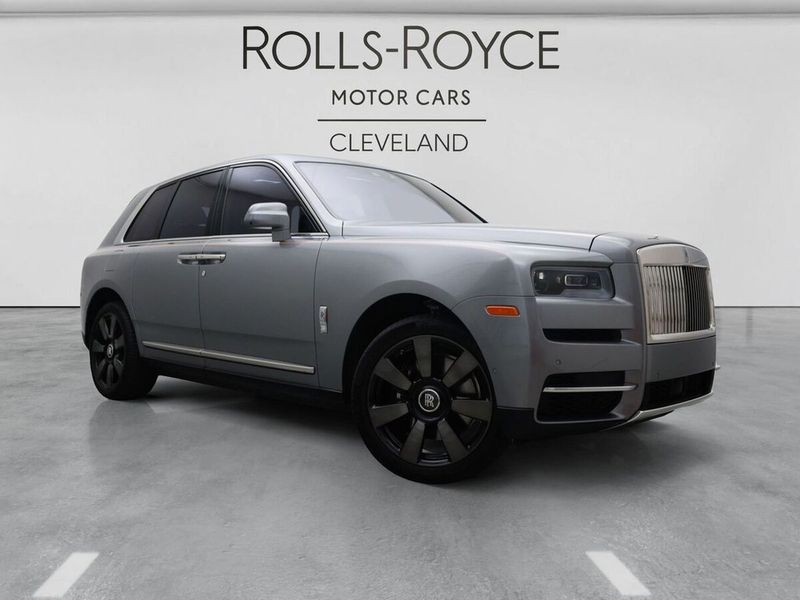 2023 Rolls Royce Cullinan — a typically priced live listing