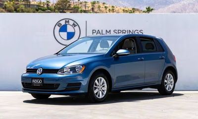 2016 Volkswagen Golf Base S SE