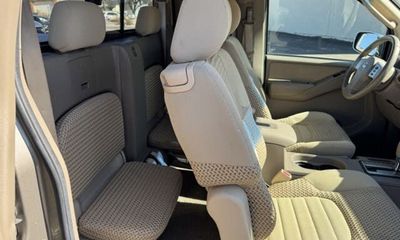 2008 Nissan Frontier LE
