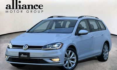 2019 Volkswagen Golf Sportwagen S SE