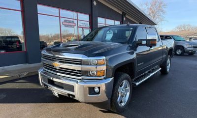 2017 Chevrolet Silverado LT