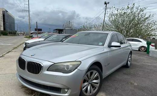 2012 BMW 740I