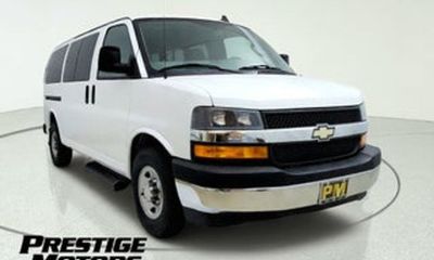 2018 Chevrolet Express LT