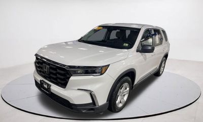 2023 Honda Pilot LX