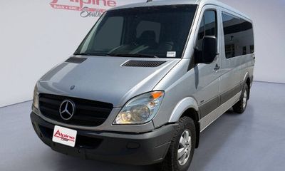 2010 Mercedes-Benz Sprinter 2500 Passenger VAN