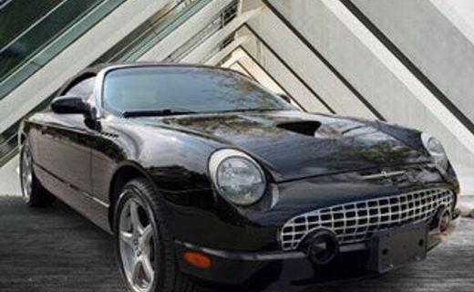 2004 Ford Thunderbird