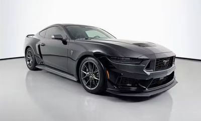 2025 Ford Mustang Dark Horse