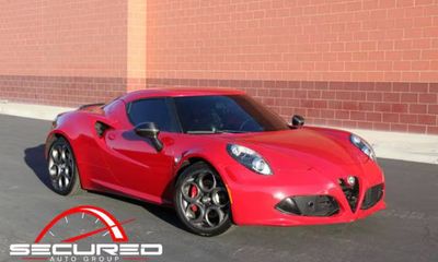 2015 Alfa Romeo 4C Coupe Launch Edition