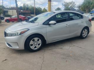 2017 Kia Forte LX Base