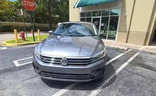 2017 Volkswagen Passat