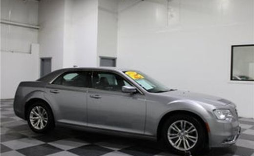 2018 Chrysler 300