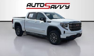 2024 GMC Sierra AT4