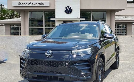 2025 Volkswagen Tiguan SE Black