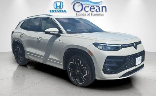 2025 Volkswagen Tiguan 4MOTION SEL Black