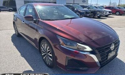 2023 Nissan Altima SV