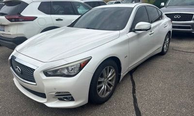 2016 Infiniti Q50 Premium