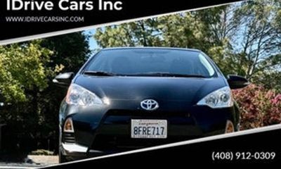 2014 Toyota Prius C TWO