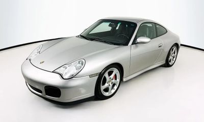 2002 Porsche 911 Carrera