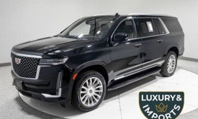 2022 Cadillac Escalade ESV Sport Platinum