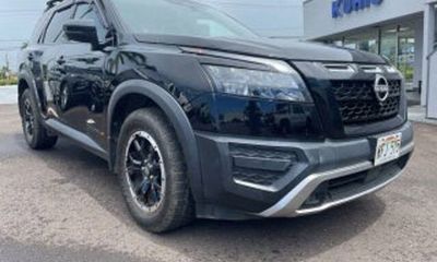 2023 Nissan Pathfinder SV