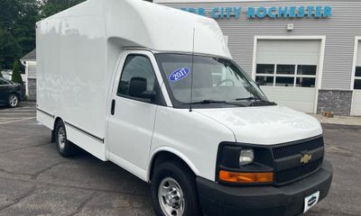 2017 Chevrolet Express 3500 139 Cutaway